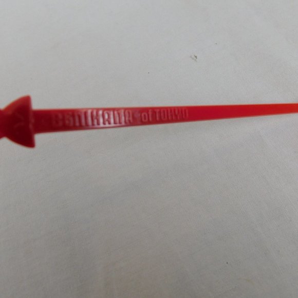 Lot of 4 Benihana Of Tokyo Swizzle Sticks Cocktail Stirrers Vintage USA Red 6" - Picture 2 of 11
